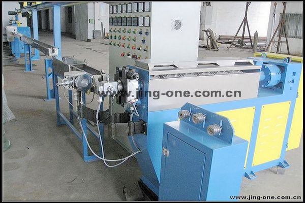 Model 50mm Screw Electric Wire Extrusion Machine